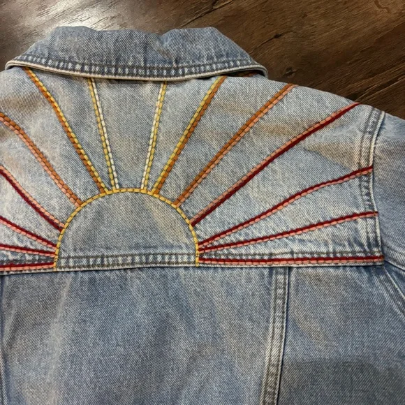 Marine Layer Embroidered Jean Jacket EXC SIZE M - Picture 5 of 9